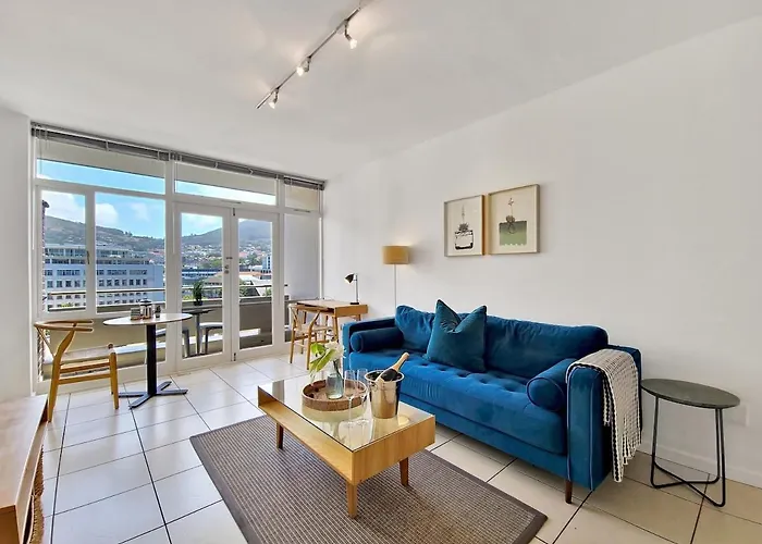 Cosy, Central, Homely Feel Home