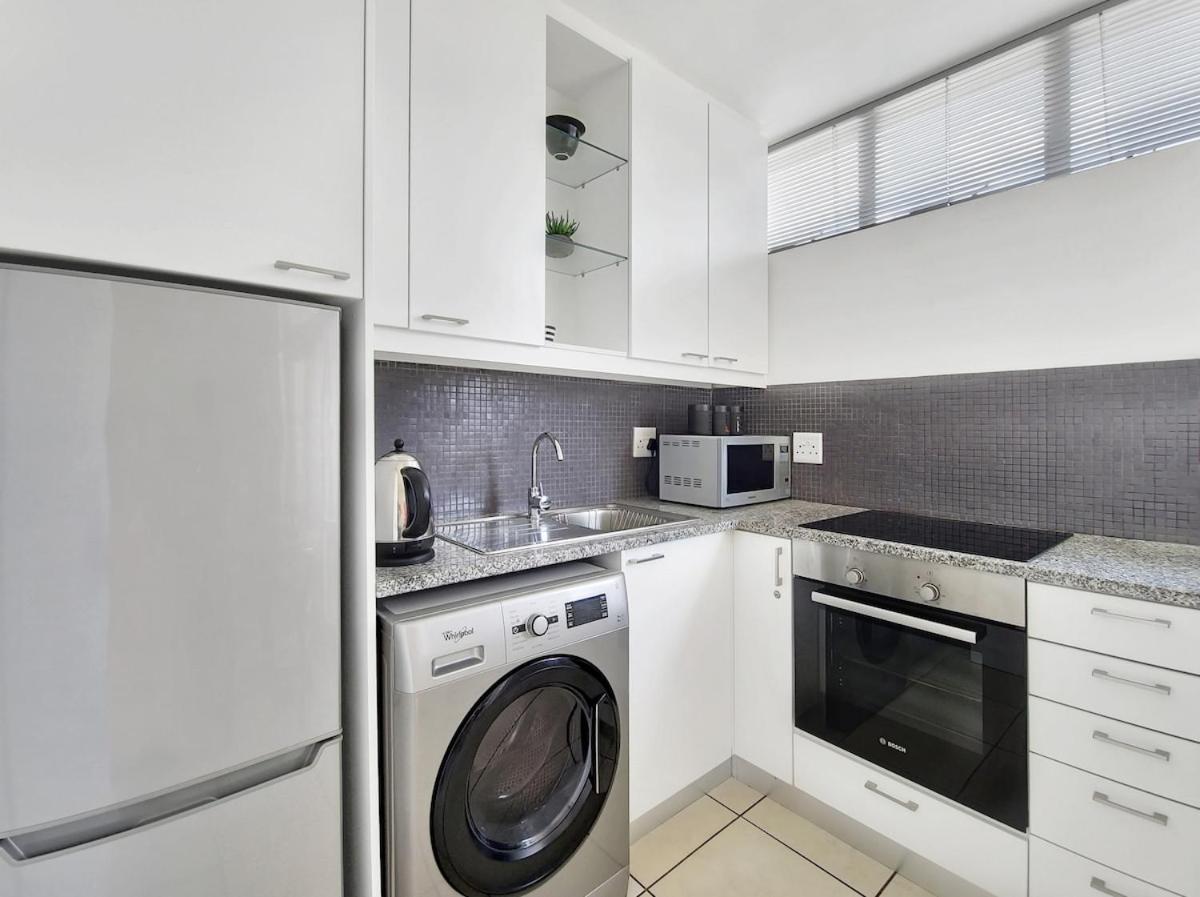 Cosy, Central, Homely Feel Apartment *